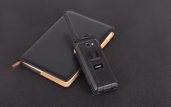 Uniwa P5 2.8 pulgadas Poc/Dmr Radio digital Android 4G Walkie Talkie Teléfono móvil